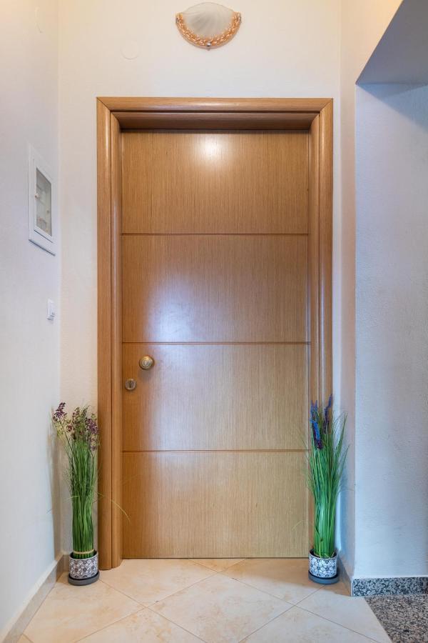 Luxury Central Apartment 잰티 외부 사진